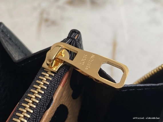Official oldcobbler LOUIS VUITTON ZIPPY WALLET 0712
